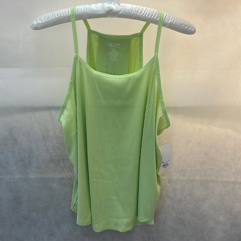 NWT Tek Gear Workout Top Sleeveless Brisk Mint, Size XL Lightweight, Relaxed fit